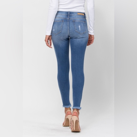 Cello mid-rise distressed frayed hem skinny cropped jeans sz 9 - Picture 3 of 6